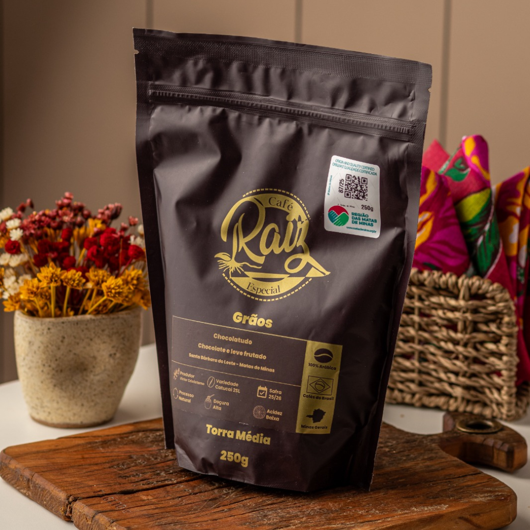 Chocolatudo Sensory: Chocolate, malt, tropical fruits and spices